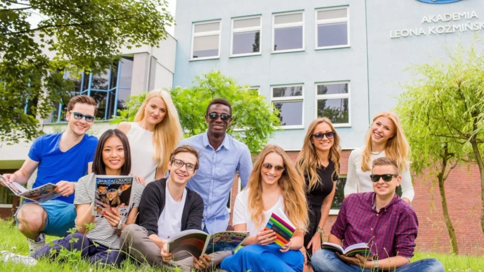 Kozminski Üniversitesi thumbnail 1